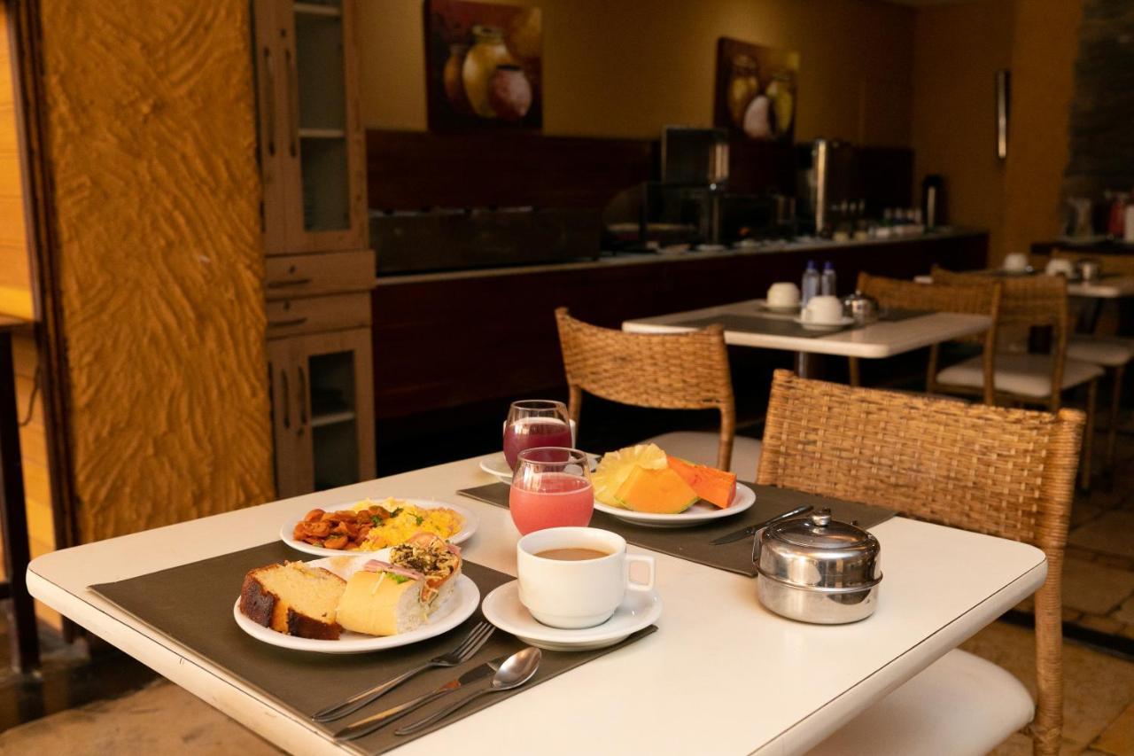 Safari Natal Beach Hotel Екстериор снимка